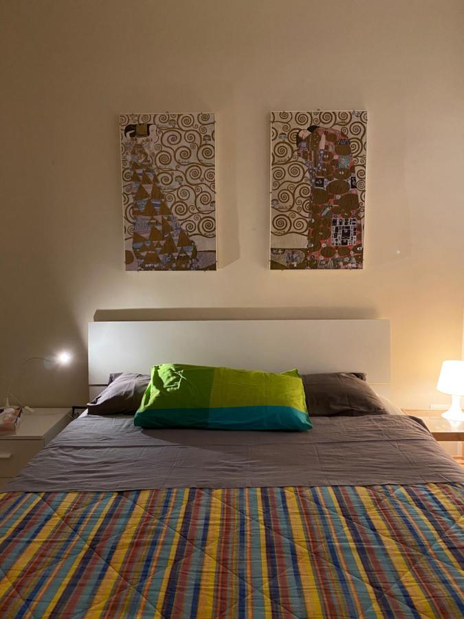 Casa Vanis Apartment Bari Bagian luar foto